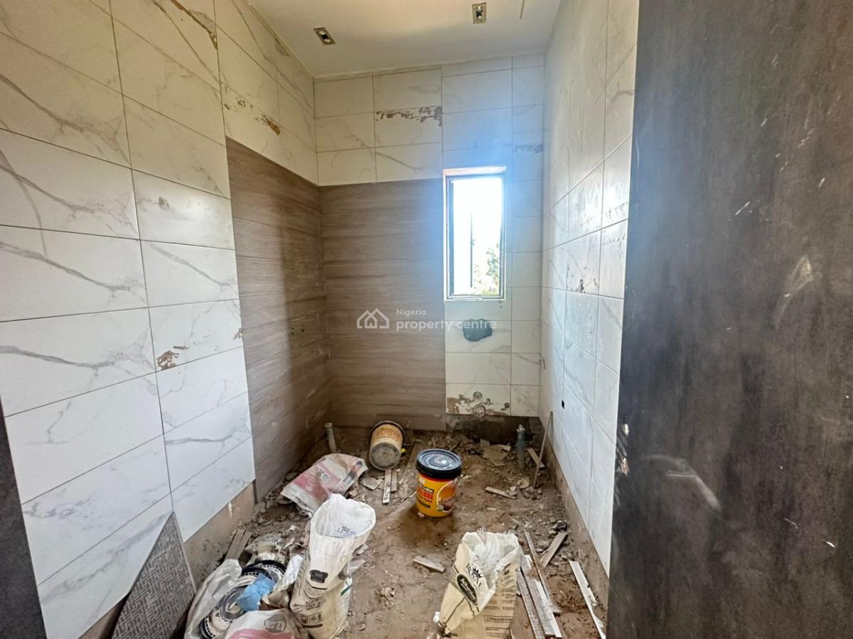 5 Bedrooms Duplex with Bq, Asokoro District, Abuja, Detached Duplex for Sale