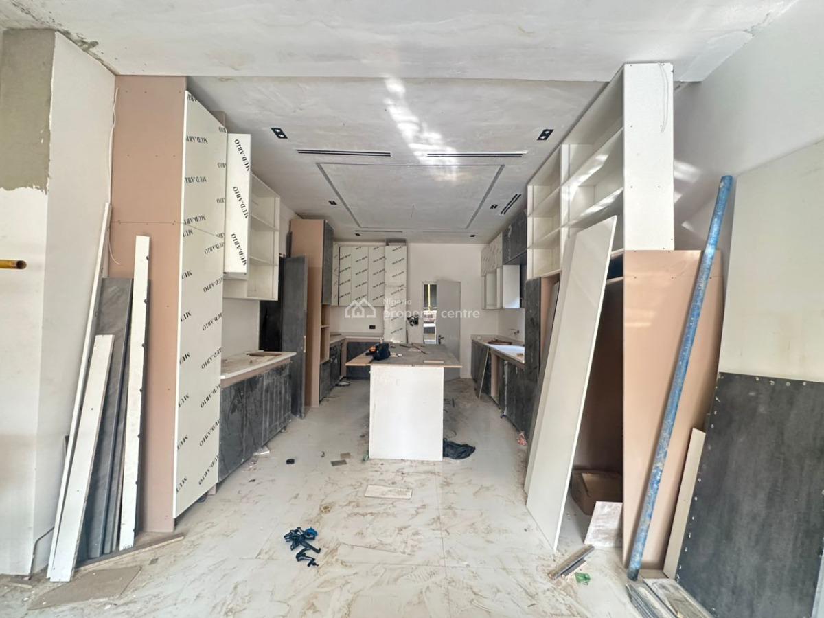 5 Bedrooms Duplex with Bq, Asokoro District, Abuja, Detached Duplex for Sale