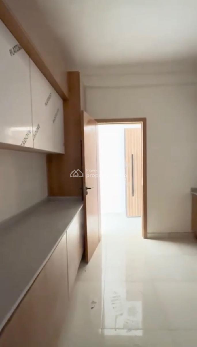 Brand New Water-front 3bedroom with 24 Hours Electricity in an Estate, Osapa, Lekki, Lagos, Flat / Apartment for Rent