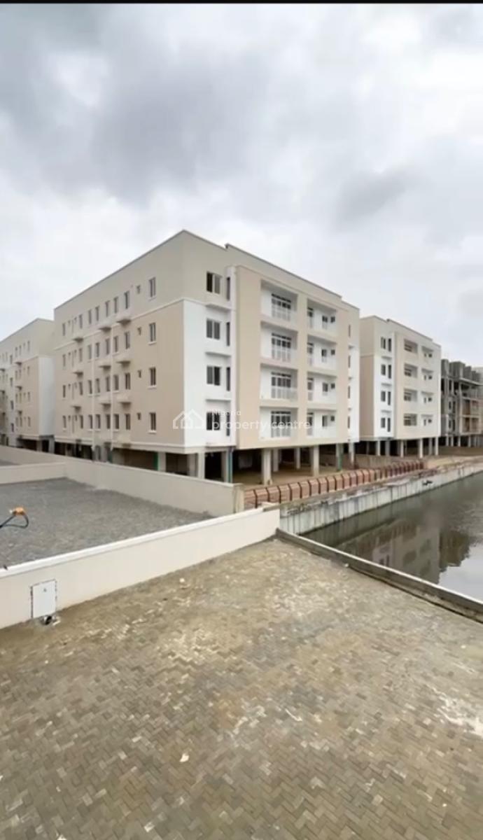 Brand New Water-front 3bedroom with 24 Hours Electricity in an Estate, Osapa, Lekki, Lagos, Flat / Apartment for Rent