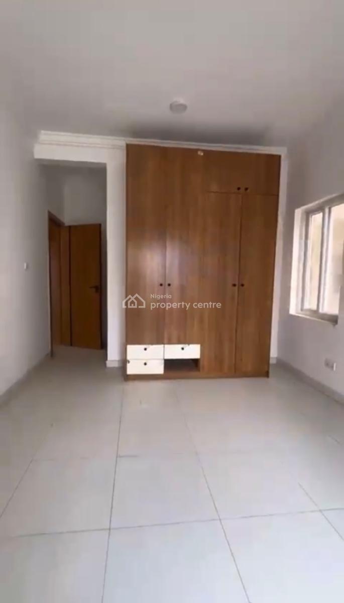 Brand New Water-front 3bedroom with 24 Hours Electricity in an Estate, Osapa, Lekki, Lagos, Flat / Apartment for Rent