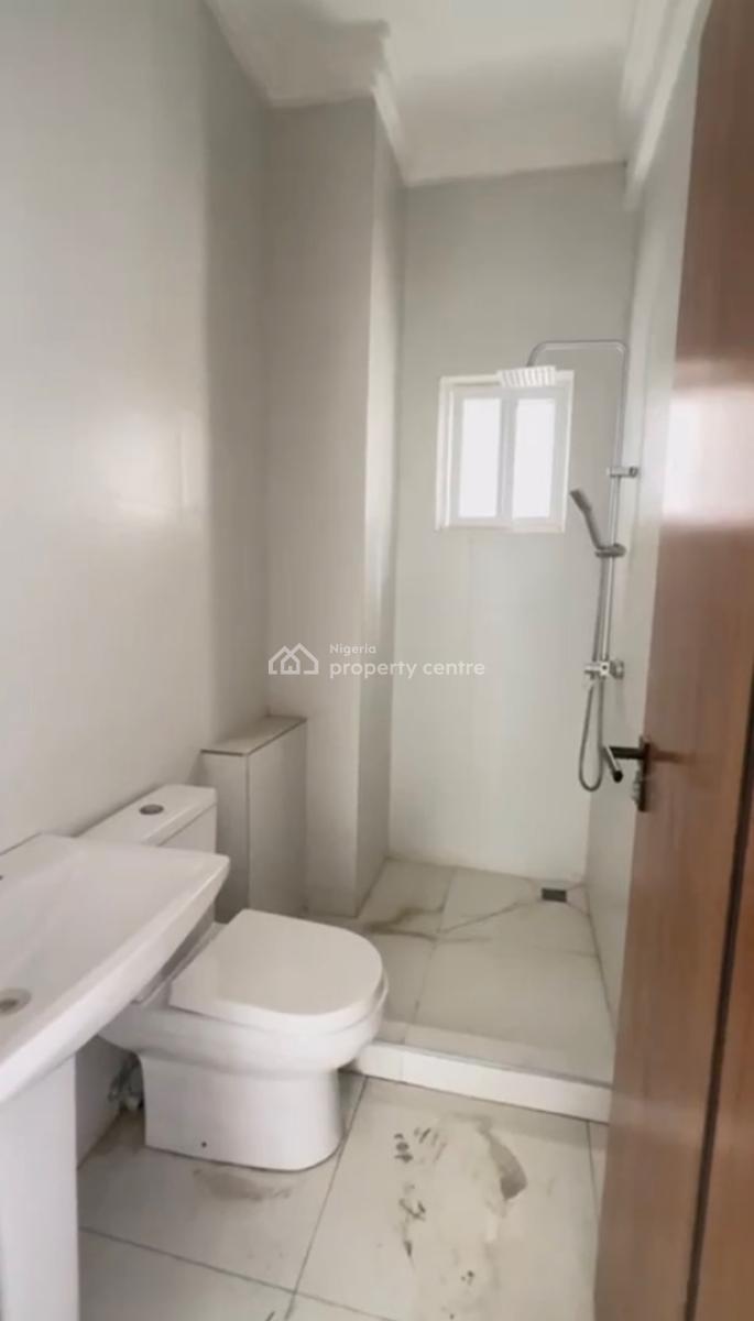 Brand New Water-front 3bedroom with 24 Hours Electricity in an Estate, Osapa, Lekki, Lagos, Flat / Apartment for Rent