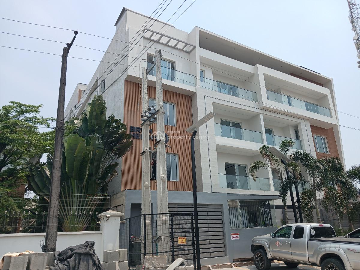 New and Serviced with 24/7 Power Supply 2 Bedroom En-suite Maisonette, Lekki Phase 1, Lekki, Lagos, Flat / Apartment for Rent