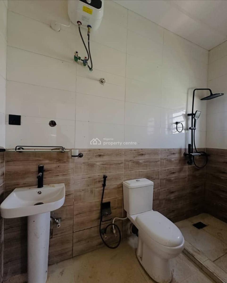 Elegantly Built 5 Bedroom Terrace Duplex with Bq in Serene Environment, Anthony, Maryland, Lagos, Terraced Duplex for Sale