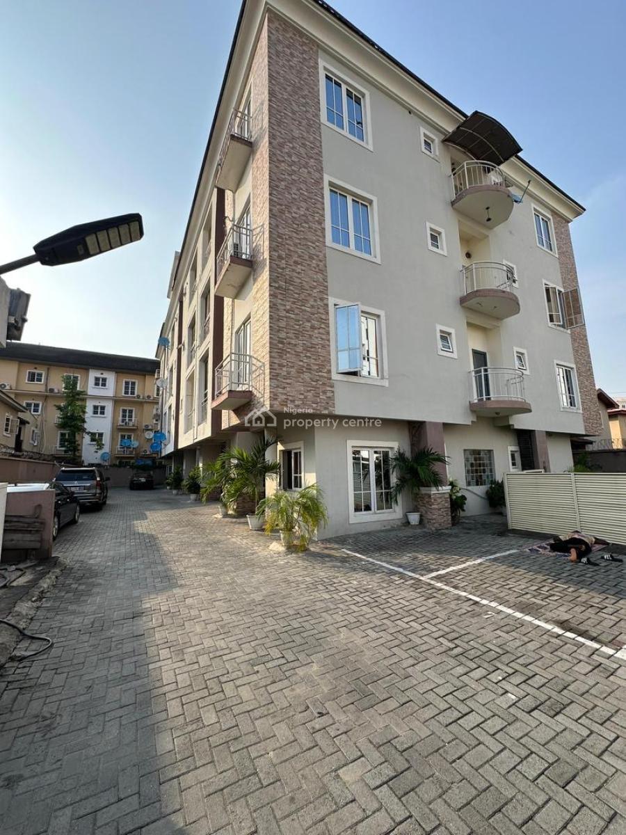 3 Bedroom Penthouse, Lekki Phase 1, Lekki, Lagos, Flat / Apartment for Sale