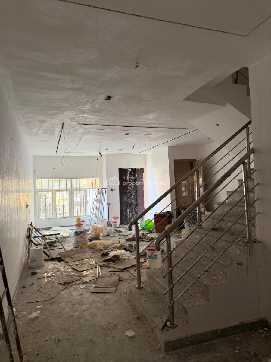 4 Bedbroom Terraced Duplex + Bq, Osapa, Lekki, Lagos, Terraced Duplex for Sale