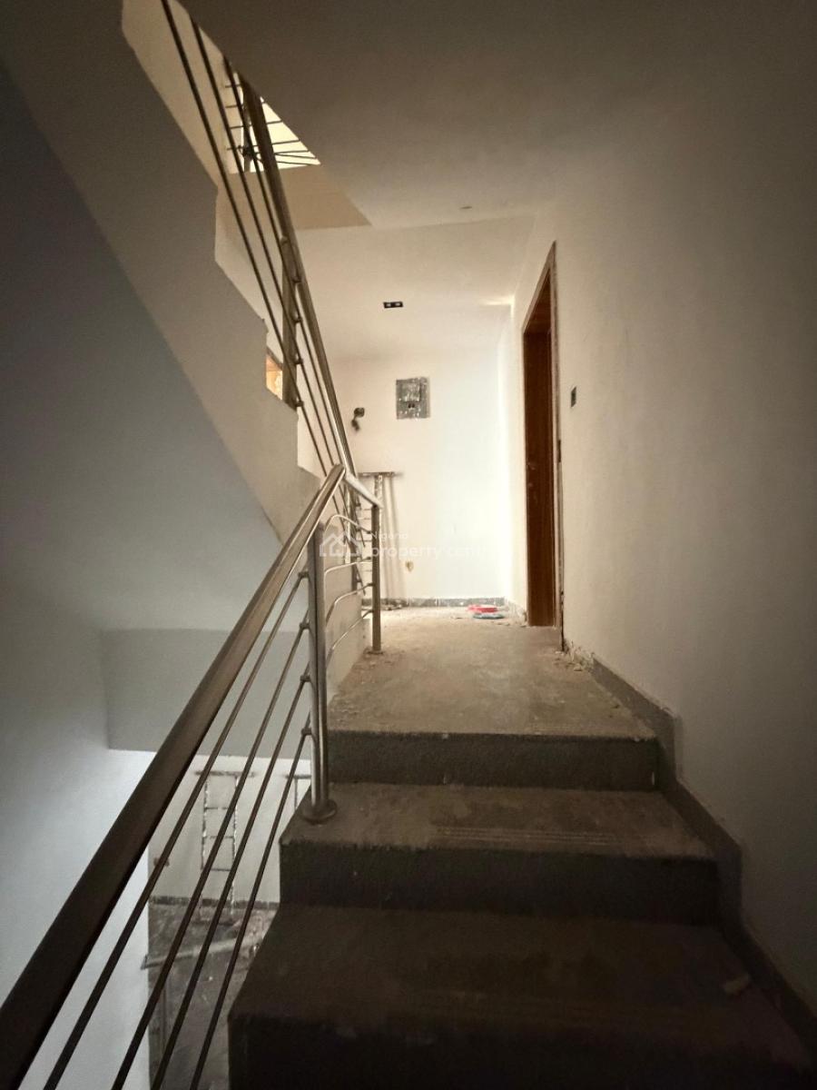 4 Bedbroom Terraced Duplex + Bq, Osapa, Lekki, Lagos, Terraced Duplex for Sale