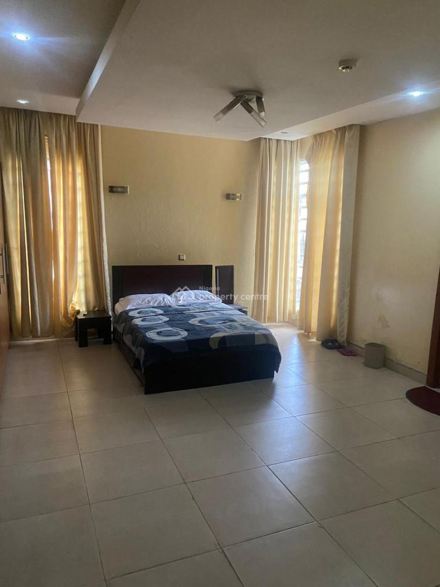 6 Units of 3 Bedrooms with a Unit of 3 Bedroom Penthouse, Ikoyi, Lagos, Flat / Apartment for Rent