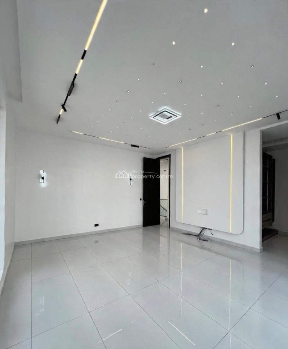 Contemporary 5 Bedroom Detached Duplex with Bq, Chevron, Lekki, Lagos, Detached Duplex for Sale