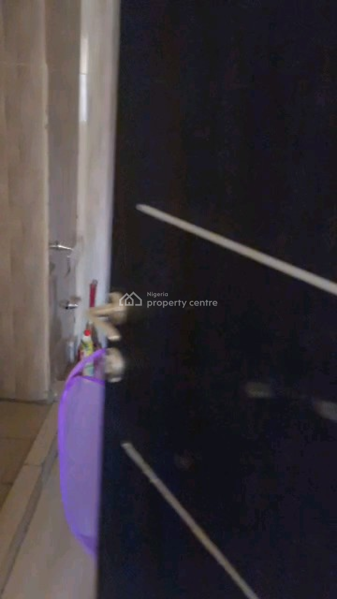 Spacious 2-bedroom Apartment on 1st Floor -- Fha Guzape, Abuja, Guzape District, Abuja, Flat / Apartment for Rent