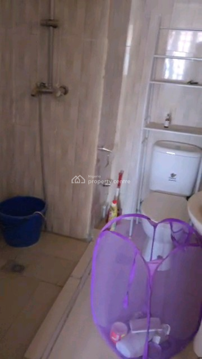 Spacious 2-bedroom Apartment on 1st Floor -- Fha Guzape, Abuja, Guzape District, Abuja, Flat / Apartment for Rent