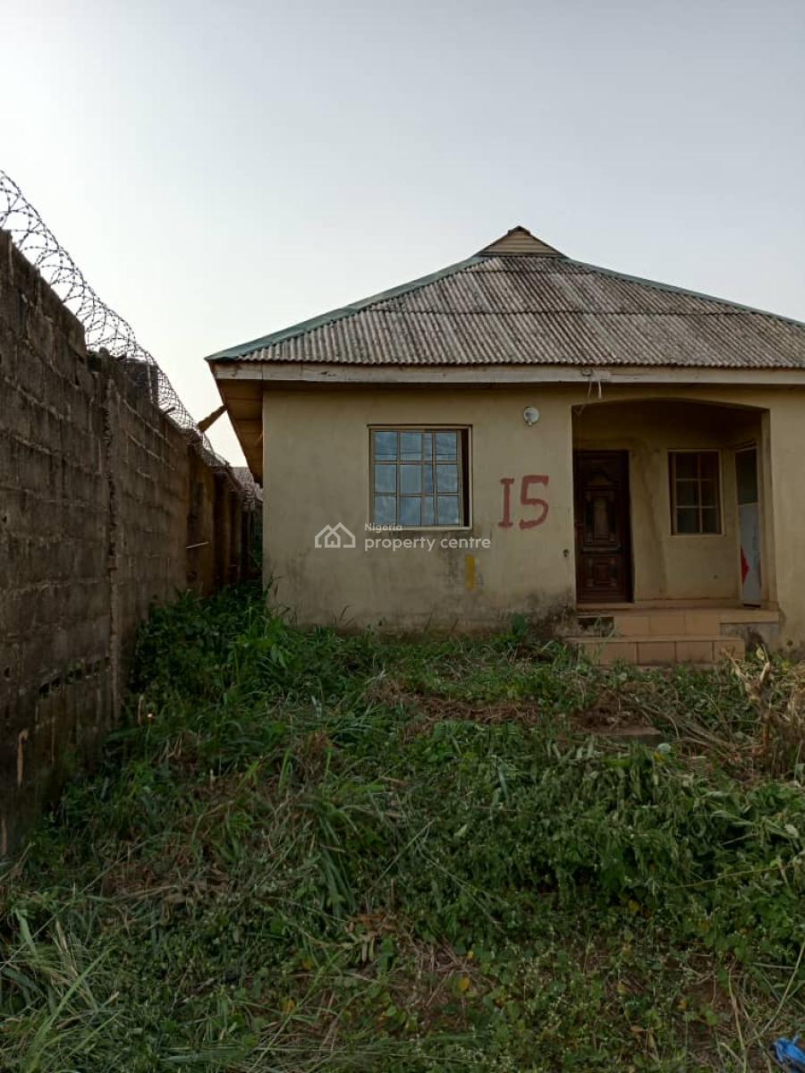 Completed 2 Bedroom Flat Bungalow on Half Plot of Land, Glory Estate Imagbon Com Off Oke-imuti Igbo-olomu Isawo Road Via Agric, Isawo, Ikorodu, Lagos, Flat / Apartment for Sale