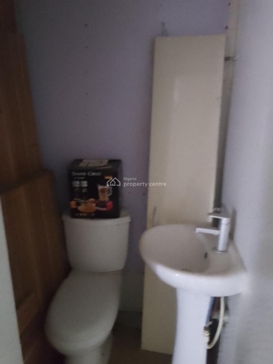 Luxury 2 Bedroom Flat, Ako Ado Estate Behind Landwey Head Office Olokonla, Lekki, Lagos, Flat / Apartment for Rent