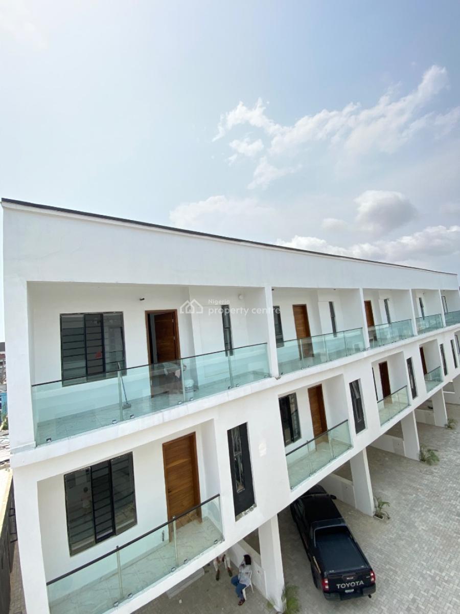Spacious 4 Bedroom Duplex with Bq, Royal Pine Estate, Orchid Road, Lekki, Lagos, Terraced Duplex for Sale