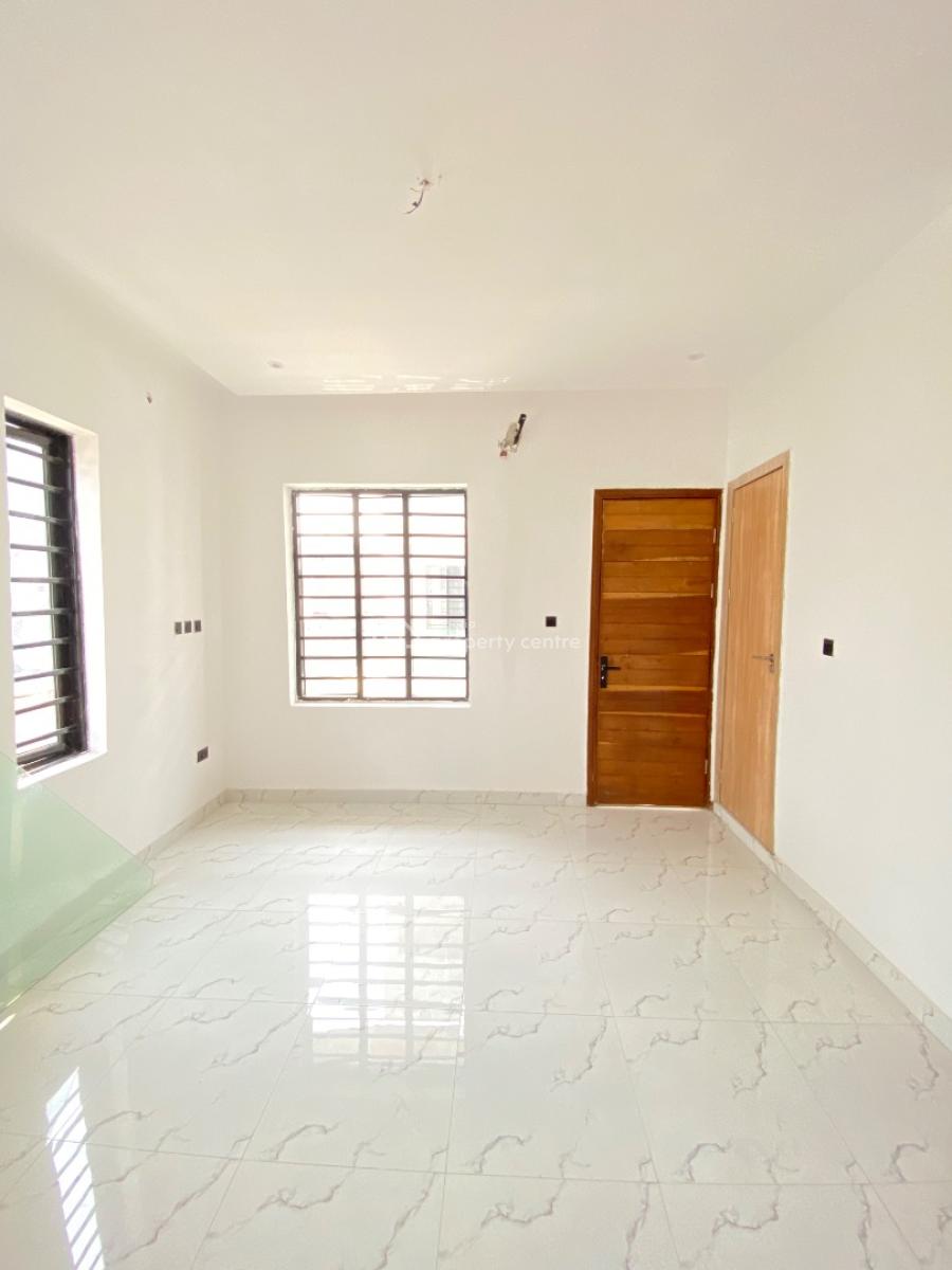 Spacious 4 Bedroom Duplex with Bq, Royal Pine Estate, Orchid Road, Lekki, Lagos, Terraced Duplex for Sale