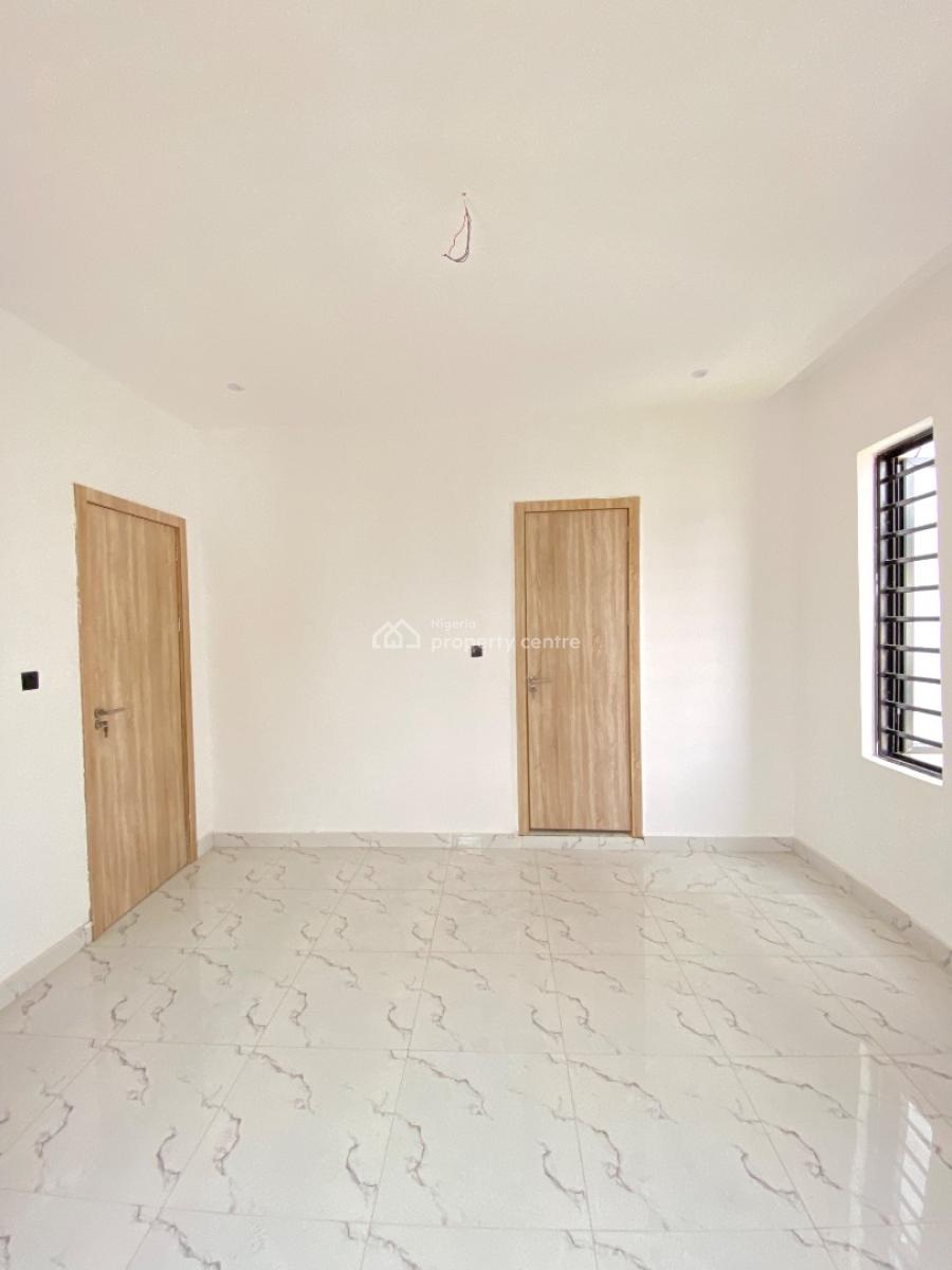 Spacious 4 Bedroom Duplex with Bq, Royal Pine Estate, Orchid Road, Lekki, Lagos, Terraced Duplex for Sale