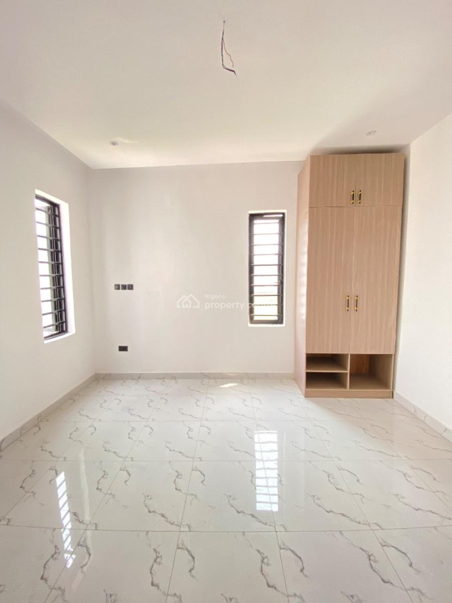Spacious 4 Bedroom Duplex with Bq, Royal Pine Estate, Orchid Road, Lekki, Lagos, Terraced Duplex for Sale