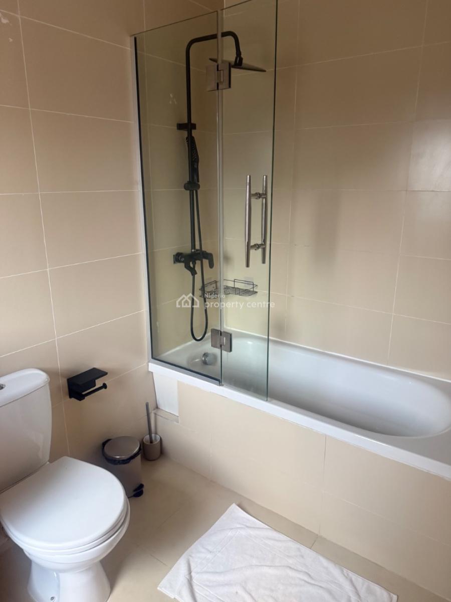 3 Bedroom Apartment, Off Bourdillon Road, Ikoyi, Lagos, Flat / Apartment Short Let