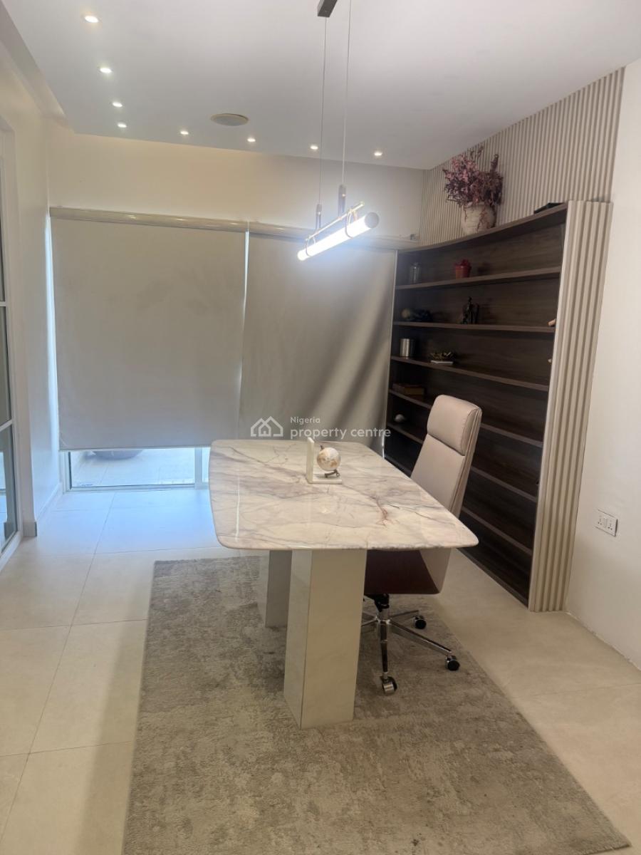 3 Bedroom Apartment, Gerrard Road, Ikoyi, Lagos, Flat / Apartment Short Let