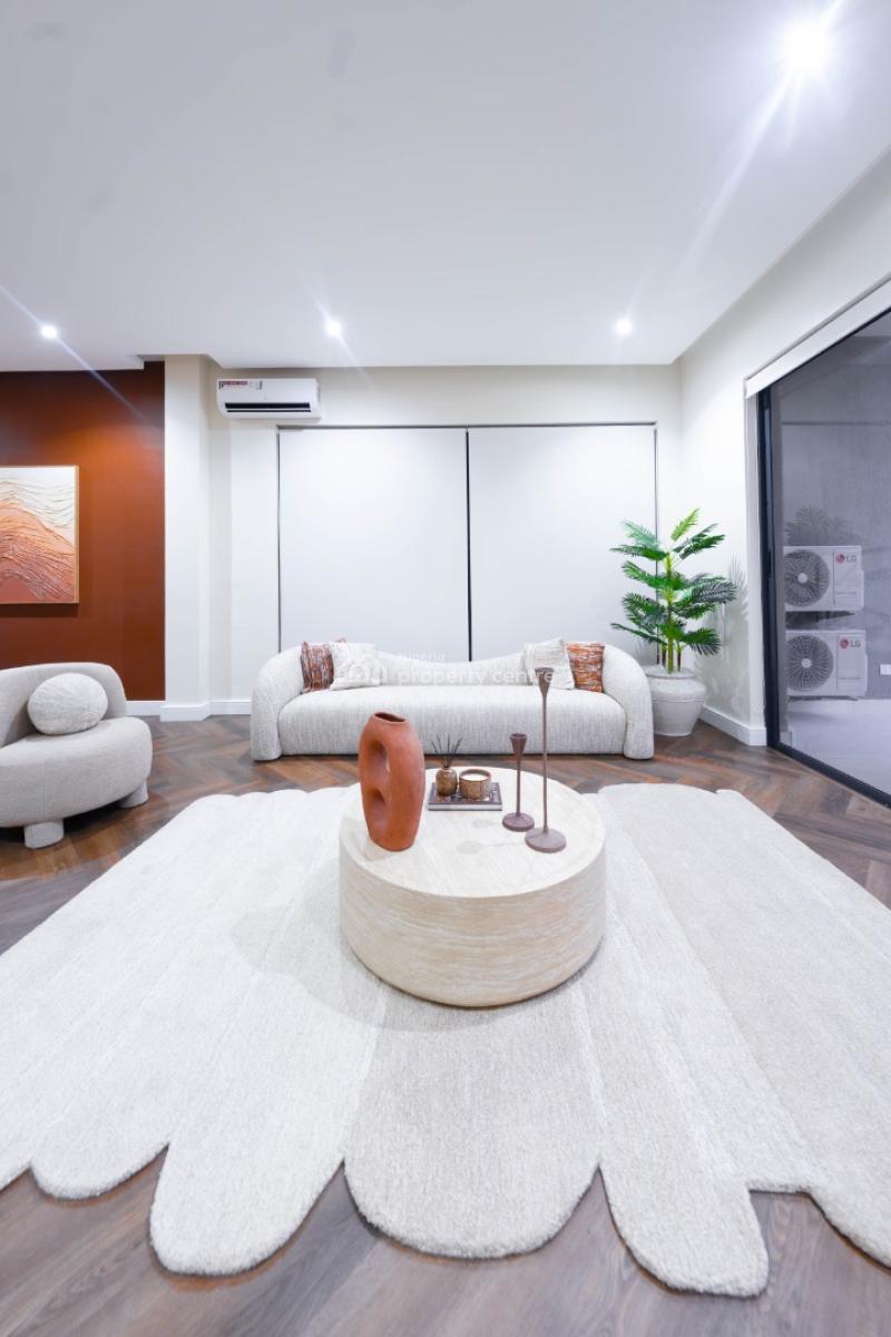 Fully Furnished 2 Bedroom Apartment, Lekki Phase 1, Lekki, Lagos, Flat / Apartment for Sale