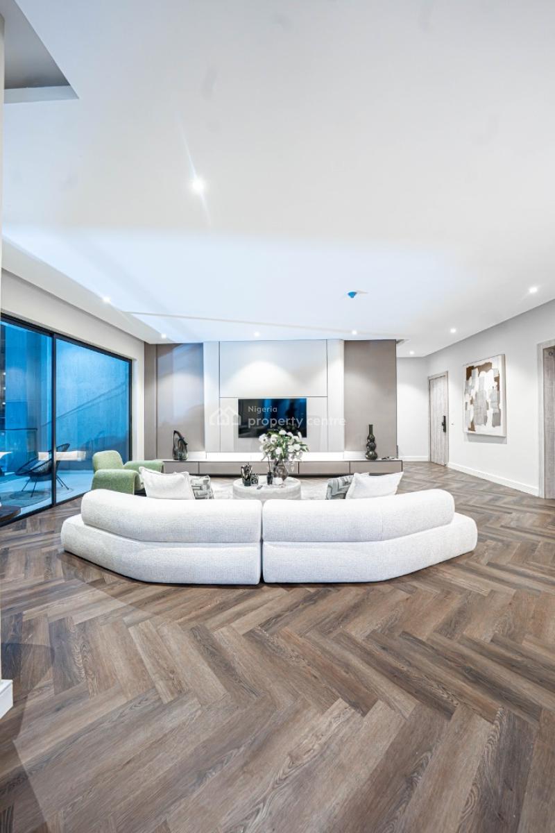 Fully Furnished 2 Bedroom Apartment, Lekki Phase 1, Lekki, Lagos, Flat / Apartment for Sale