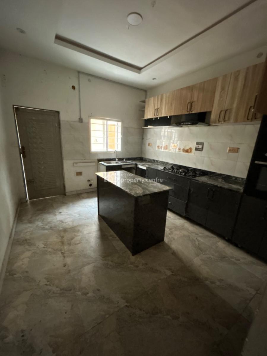 3 Bedroom Apartment, Gra Phase 2, Magodo, Lagos, Flat / Apartment for Rent