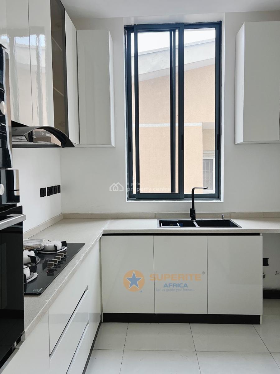 2-bedroom Luxurious Apartments, Lekki Phase 1, Lekki, Lagos, Flat / Apartment for Sale