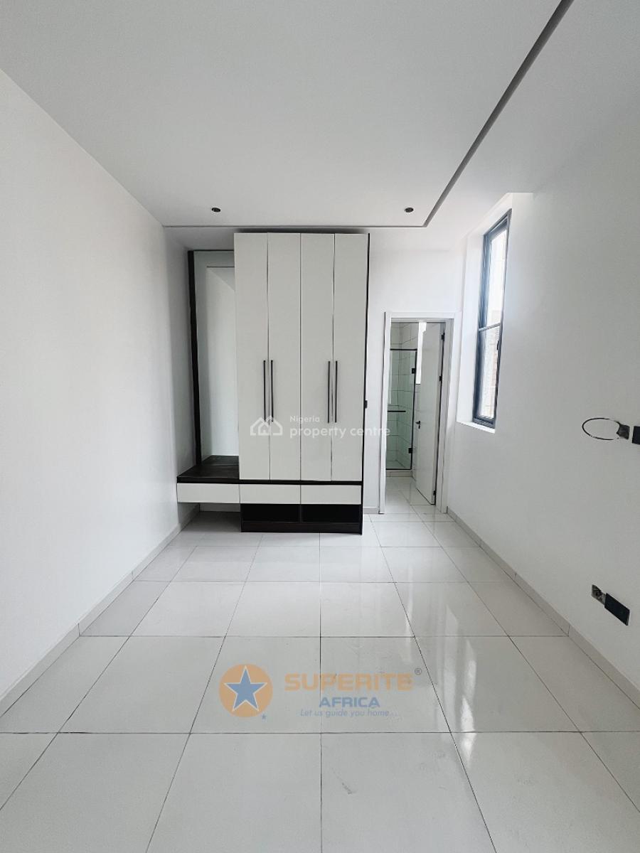 2-bedroom Luxurious Apartments, Lekki Phase 1, Lekki, Lagos, Flat / Apartment for Sale