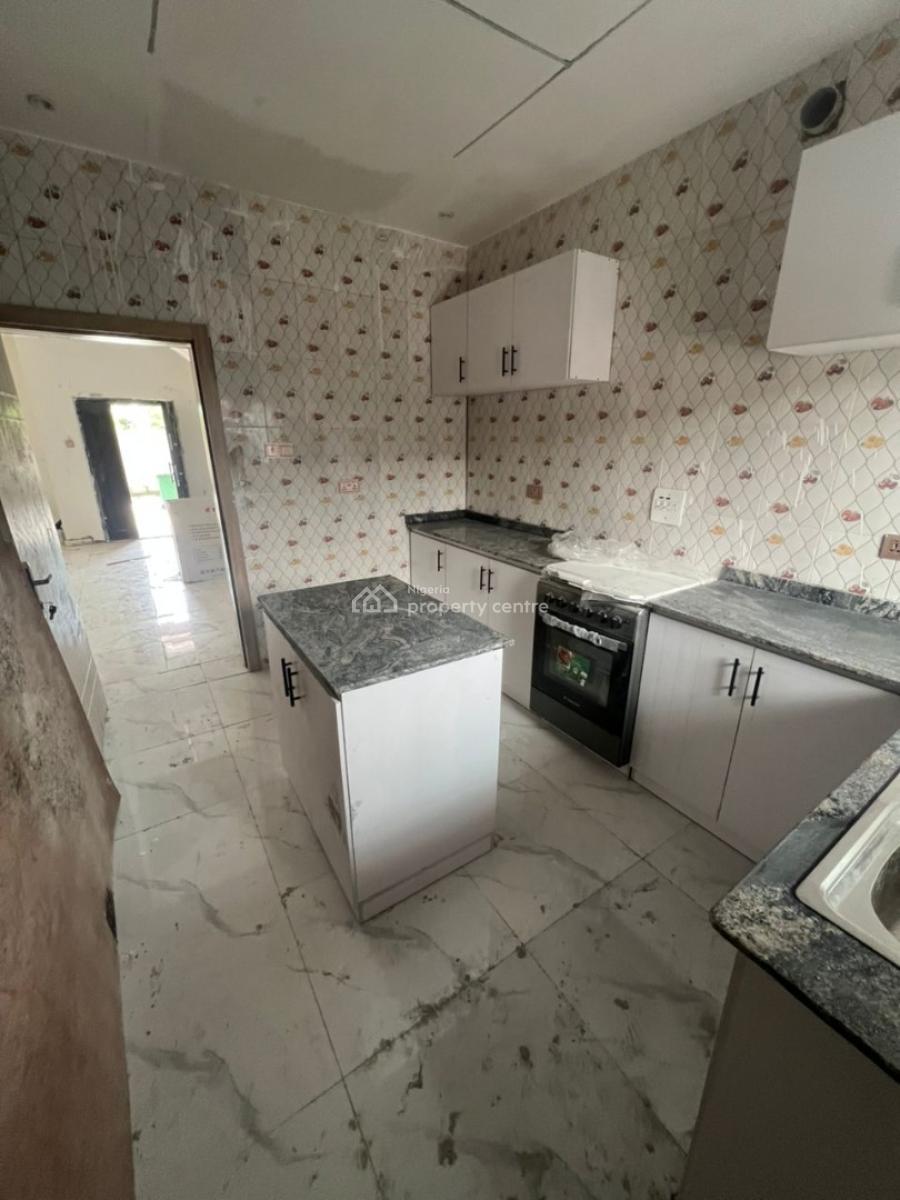Semi Masters Bedroom Inside a Shared Apartment{ Video}, Lekki Gardens Phase 4 @ General Paint/ Pepperoni, Ajah, Lagos, Self Contain (single Rooms) for Rent