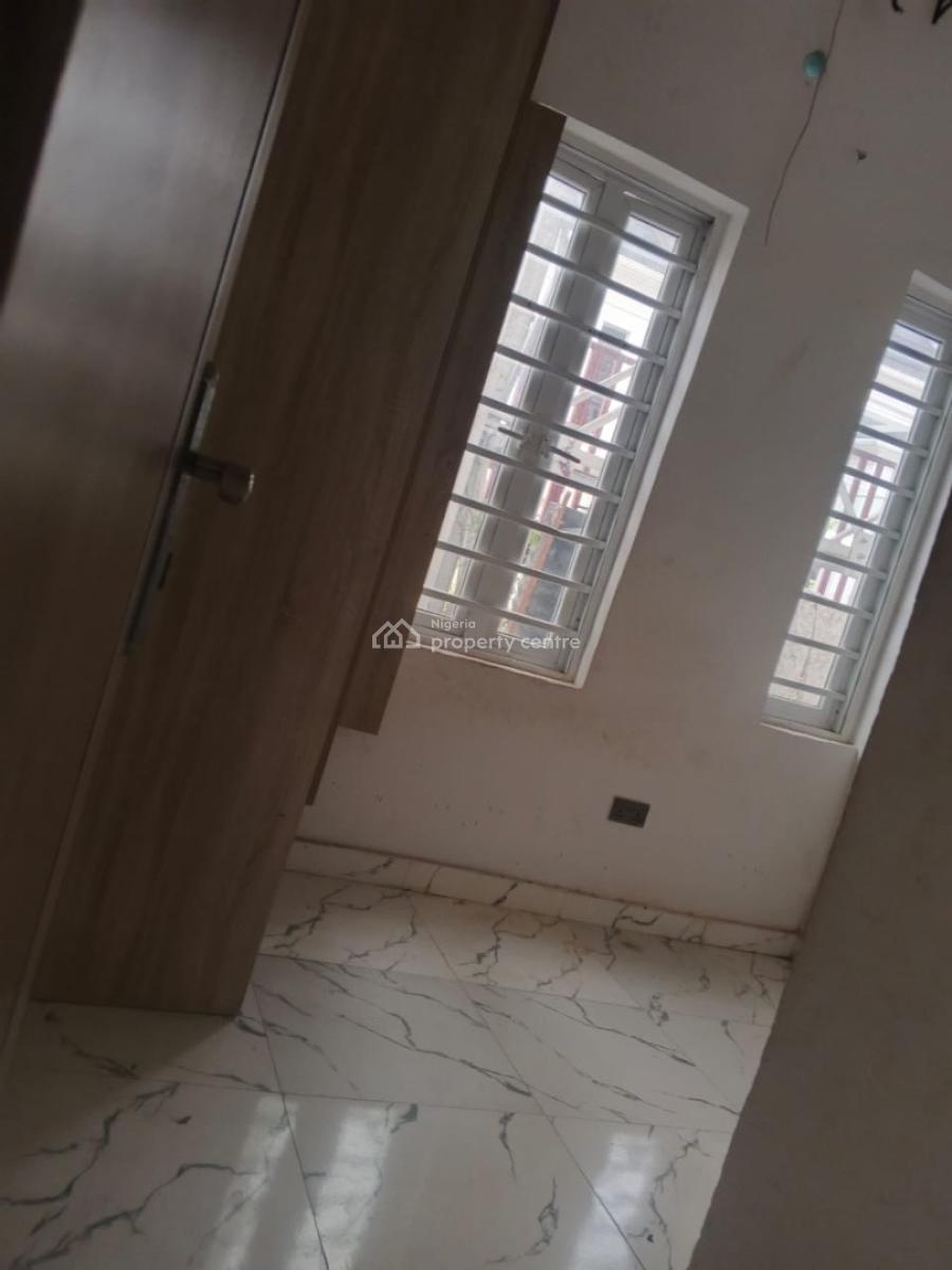 Specious 3 Bedroom Duplex, Vgc Harris Drive, Lekki, Lagos, Terraced Duplex for Rent