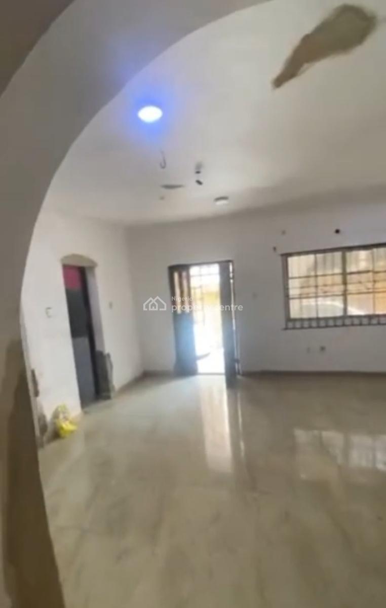 Very Decent and Spacious N Standard Renovated 3bedroom Ground Floorall, in Serene Area of Alagomeji Yaba, Alagomeji, Yaba, Lagos, Flat / Apartment for Rent