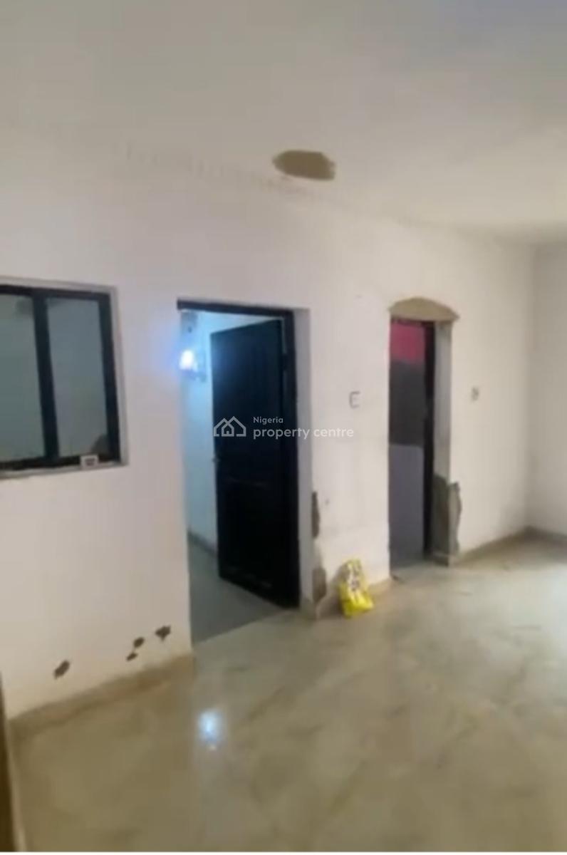 Very Decent and Spacious N Standard Renovated 3bedroom Ground Floorall, in Serene Area of Alagomeji Yaba, Alagomeji, Yaba, Lagos, Flat / Apartment for Rent
