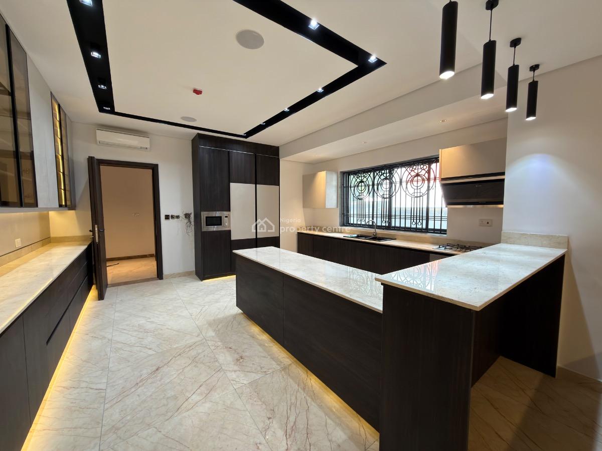 Luxurious 8 Bedroom Detached House, Maitama District, Abuja, Detached Duplex for Sale