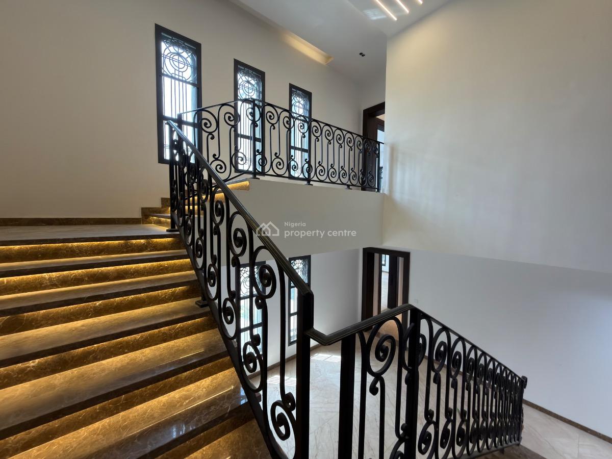 Luxurious 8 Bedroom Detached House, Maitama District, Abuja, Detached Duplex for Sale