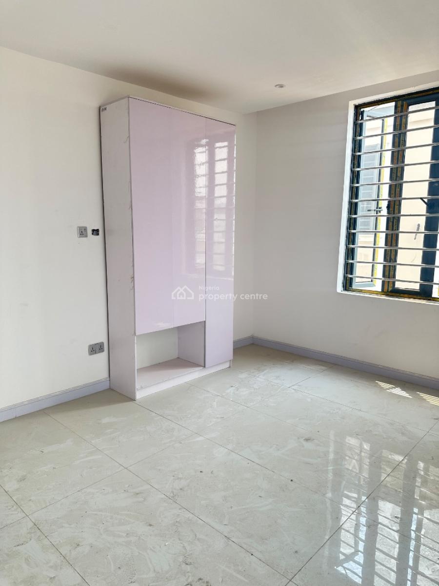 Luxury 2 Bedroom Apartment with Swimming Pool, Lekki, Lekki, Lagos, Flat / Apartment for Sale