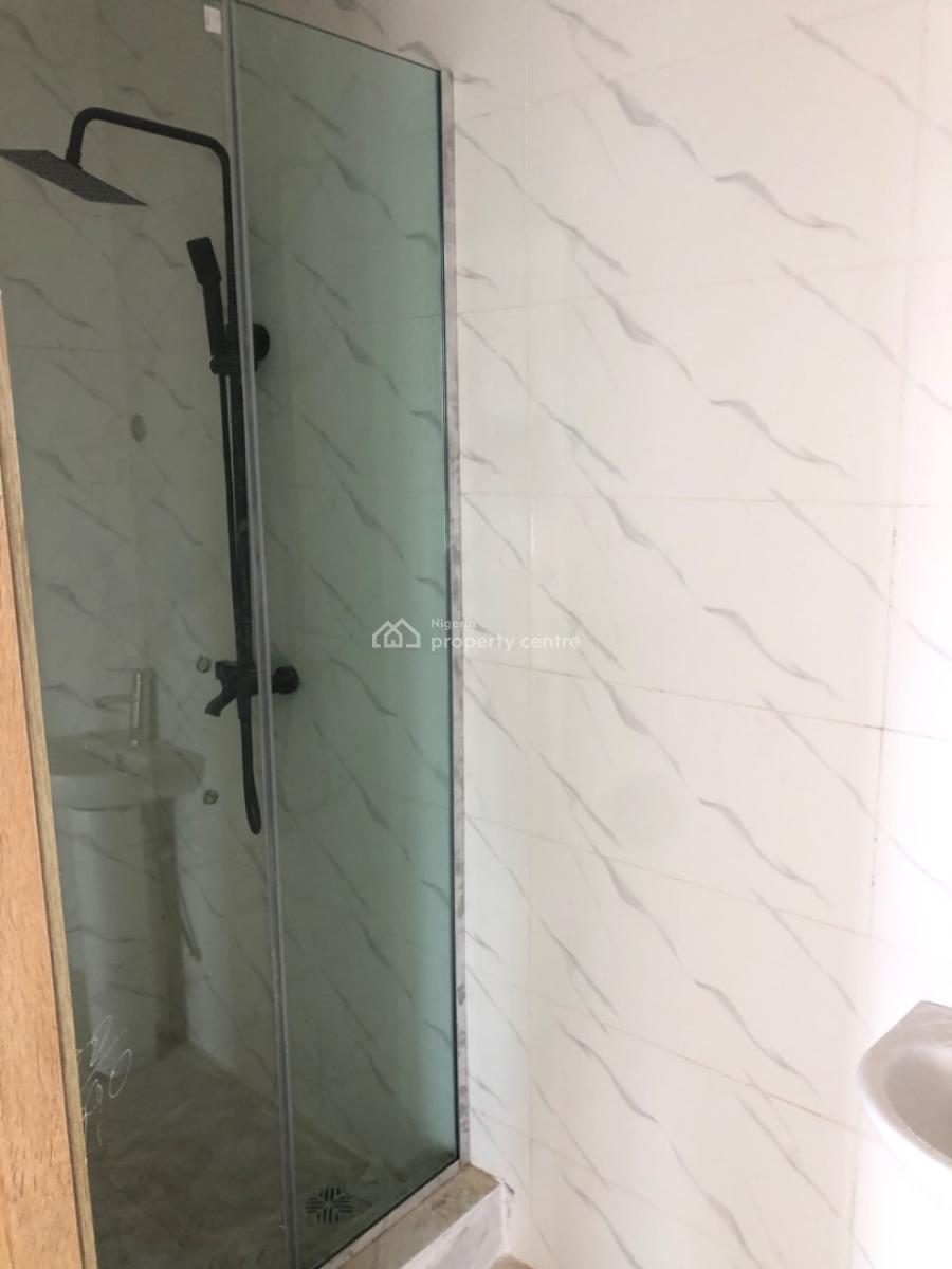 Luxury 2 Bedroom Apartments, Ologolo, Lekki, Lagos, Flat / Apartment for Sale