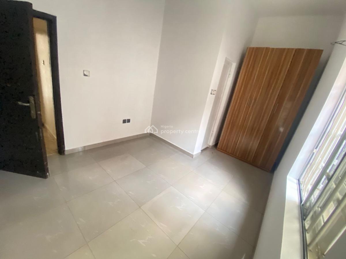 Neat 2 Bedroom Flat, By Lbs, Olokonla, Ajah, Lagos, Flat / Apartment for Rent