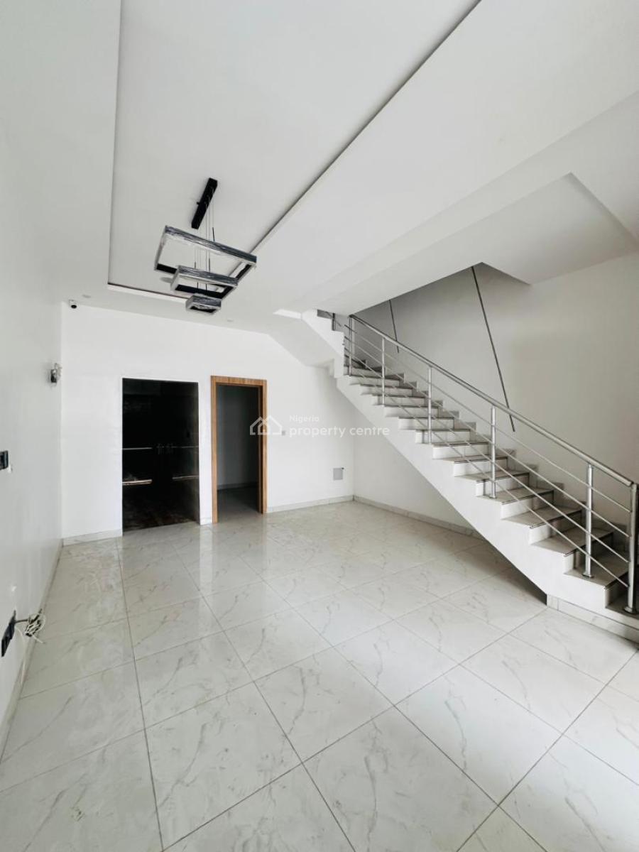 Specious 3bedroom Terrace Duplex Secured Estate, Chevron Second Toll Gate Lekki Lagos, Lekki, Lagos, Terraced Duplex for Sale