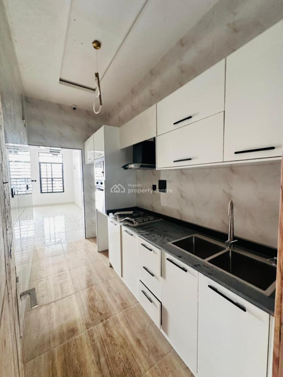 Specious 3bedroom Terrace Duplex Secured Estate, Chevron Second Toll Gate Lekki Lagos, Lekki, Lagos, Terraced Duplex for Sale