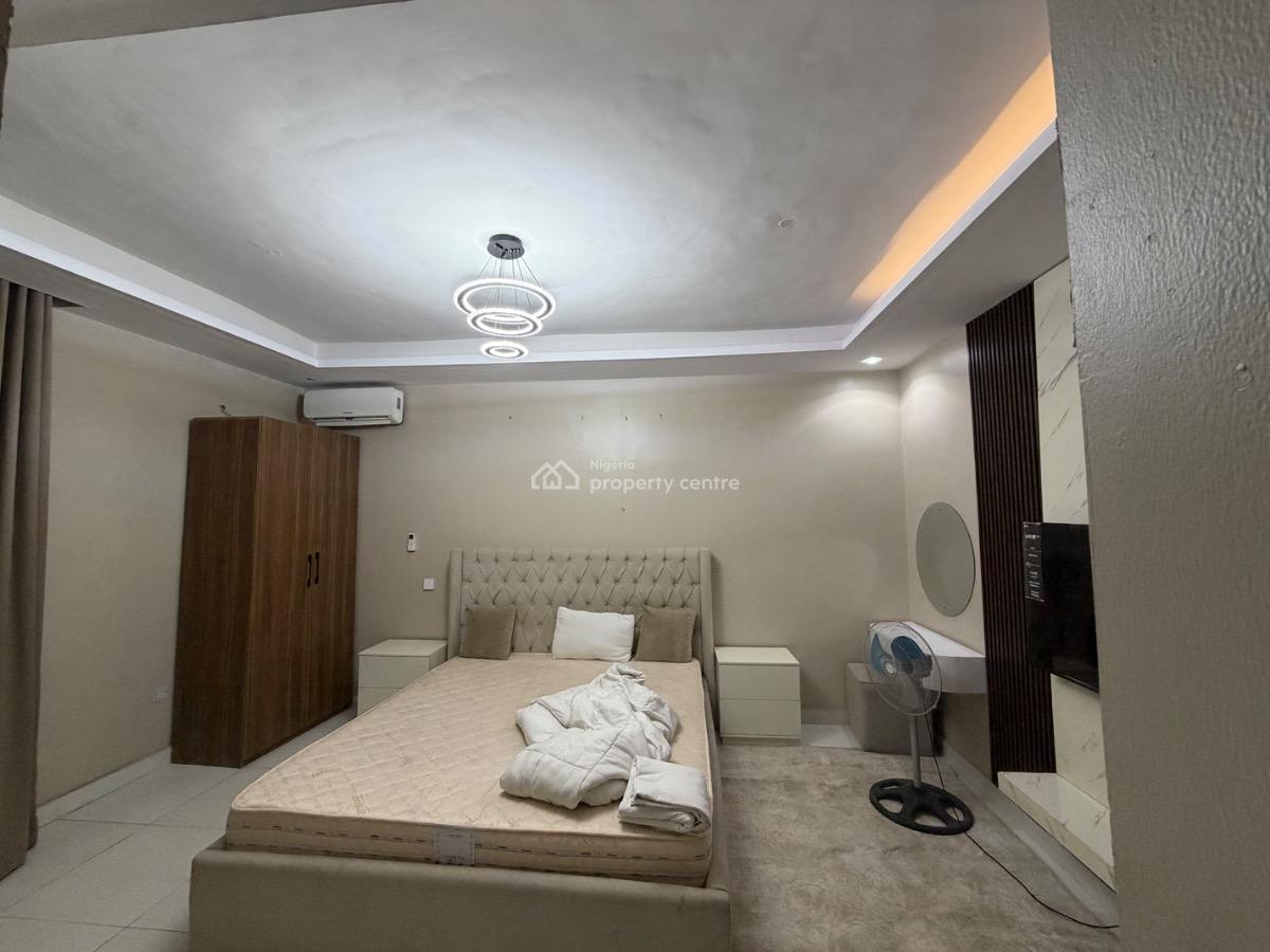 Luxurious 2bedrooms Flat with Bq, Whitesand School Road, Lekki Phase 1, Lekki, Lagos, Flat / Apartment for Rent