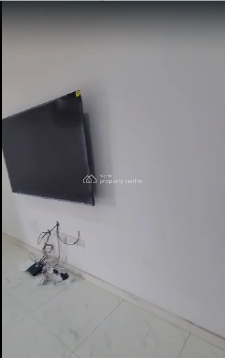 Newly Built 2-bedroom Penthouse Apartment with Gym, Lekki Phase 1, Lekki, Lagos, Flat / Apartment for Rent