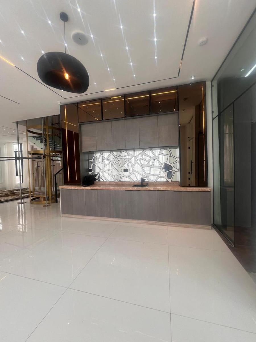 Spacious 6 Bedroom Fully Detached Duplex with Bq, Pool, Cinema, Spacious 6 Bedroom Detached Duplex with Bq, Pool, Cinema in Chevron, Lekki, Lagos, Detached Duplex for Sale