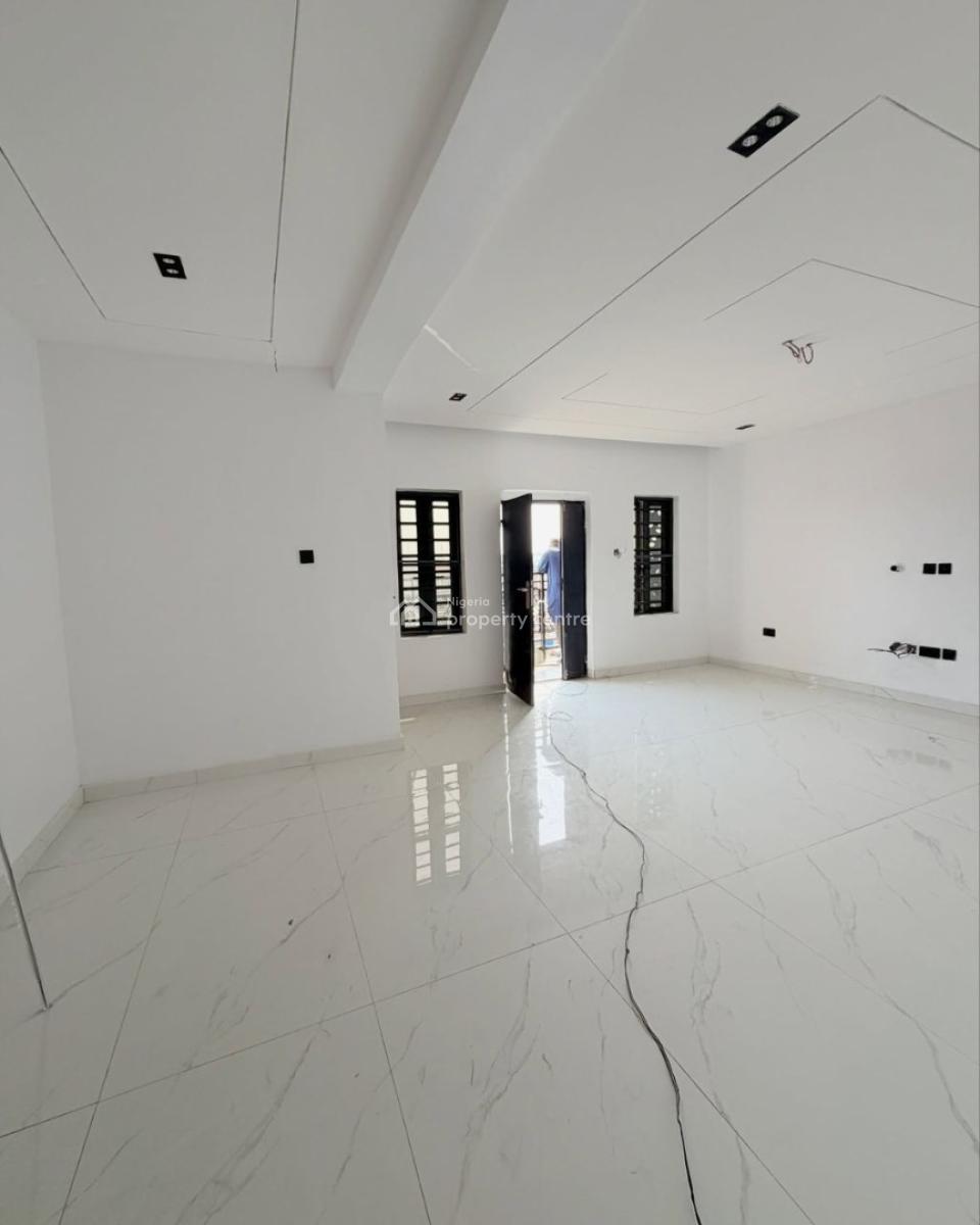 Luxuriously Built 3 Bedroom Apartment, Yaba, Lagos, Flat / Apartment for Sale