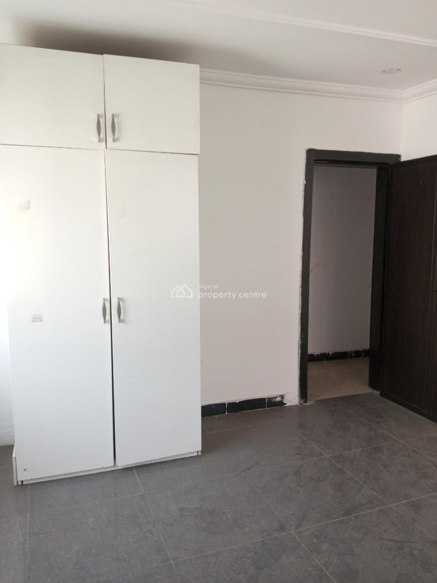 Lovely 2 Bedroom Serviced Apartment Upstairs with Inverter, Gated and Secured Estate, Osapa, Lekki, Lagos, Flat / Apartment for Rent