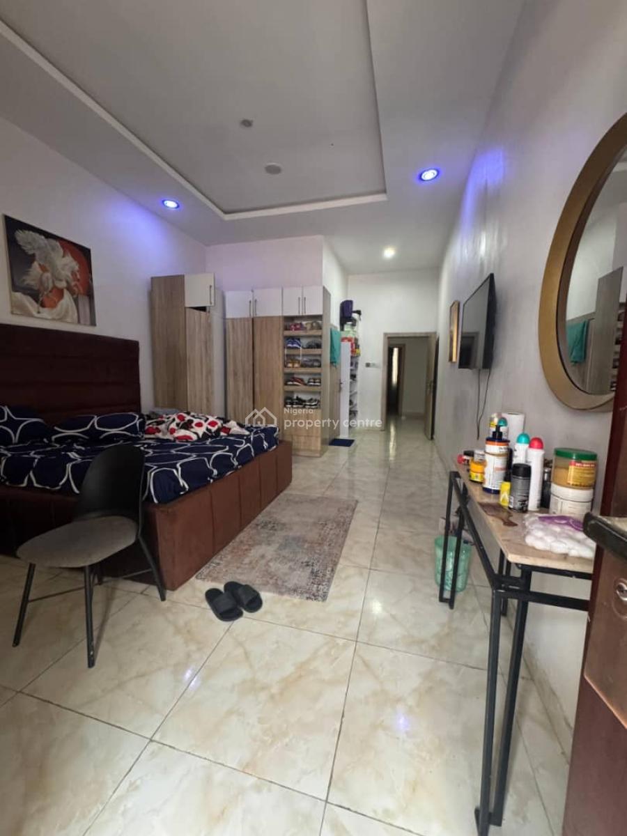 Standard 3 Bedroom Terraced Duplex, Vgc, Lekki, Lagos, Terraced Duplex for Sale