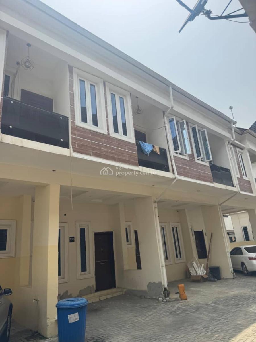 Standard 3 Bedroom Terraced Duplex, Vgc, Lekki, Lagos, Terraced Duplex for Sale