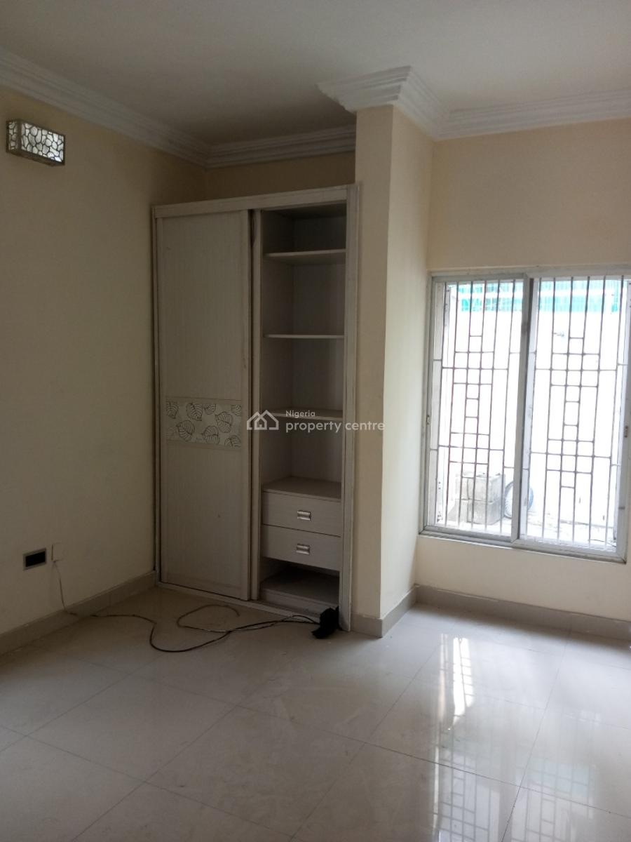 Lovely 3 Bedroom Apartment with Bq and Inverter, Gated and Secured Estate, Osapa, Lekki, Lagos, Flat / Apartment for Rent