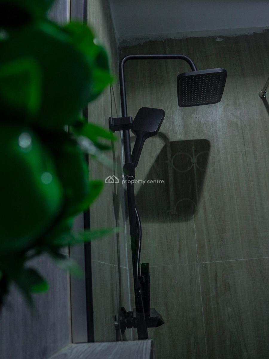 Luxury 2 Bedrooms, 24 Hours Power, Free Wi-fi, 3, Sorotona Close, Wuse 2, Abuja, Flat / Apartment Short Let