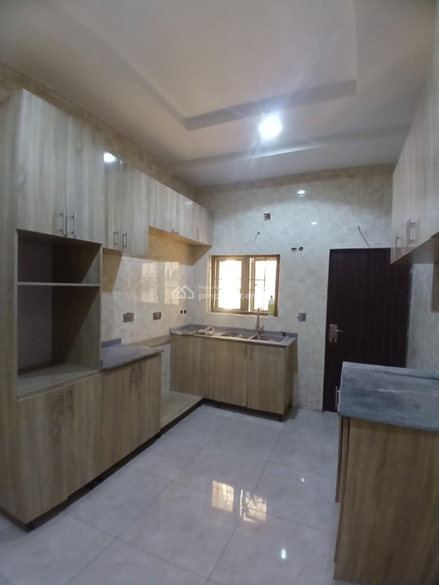 Brand New 4 Bedroom Terrace Duplex with 1room Bq, Guzape Abuja Diplomatic Zone, Guzape District, Abuja, Terraced Duplex for Rent