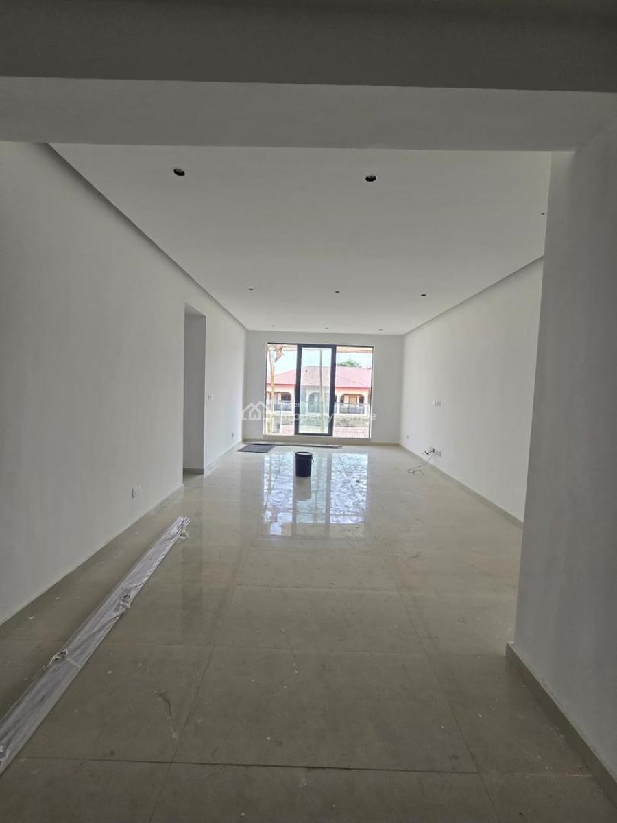 Luxury 2 Bedroom Apartment with Bq, Elevator, Gym in a Prime Location, Lekki Phase 1, Lekki, Lagos, Flat / Apartment for Sale